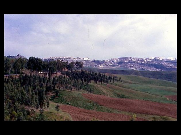 VERS LA ROUTE DE LA CORNICHE