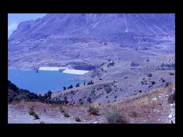 CHABET EL AKRA