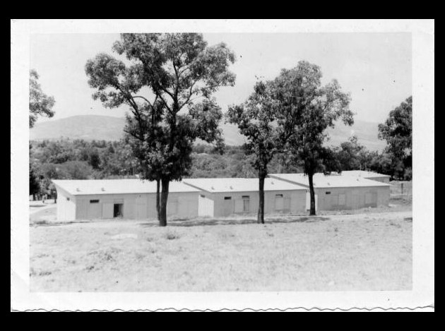 TROIS DES QUATRE LOGEMENTS DE FONCTION